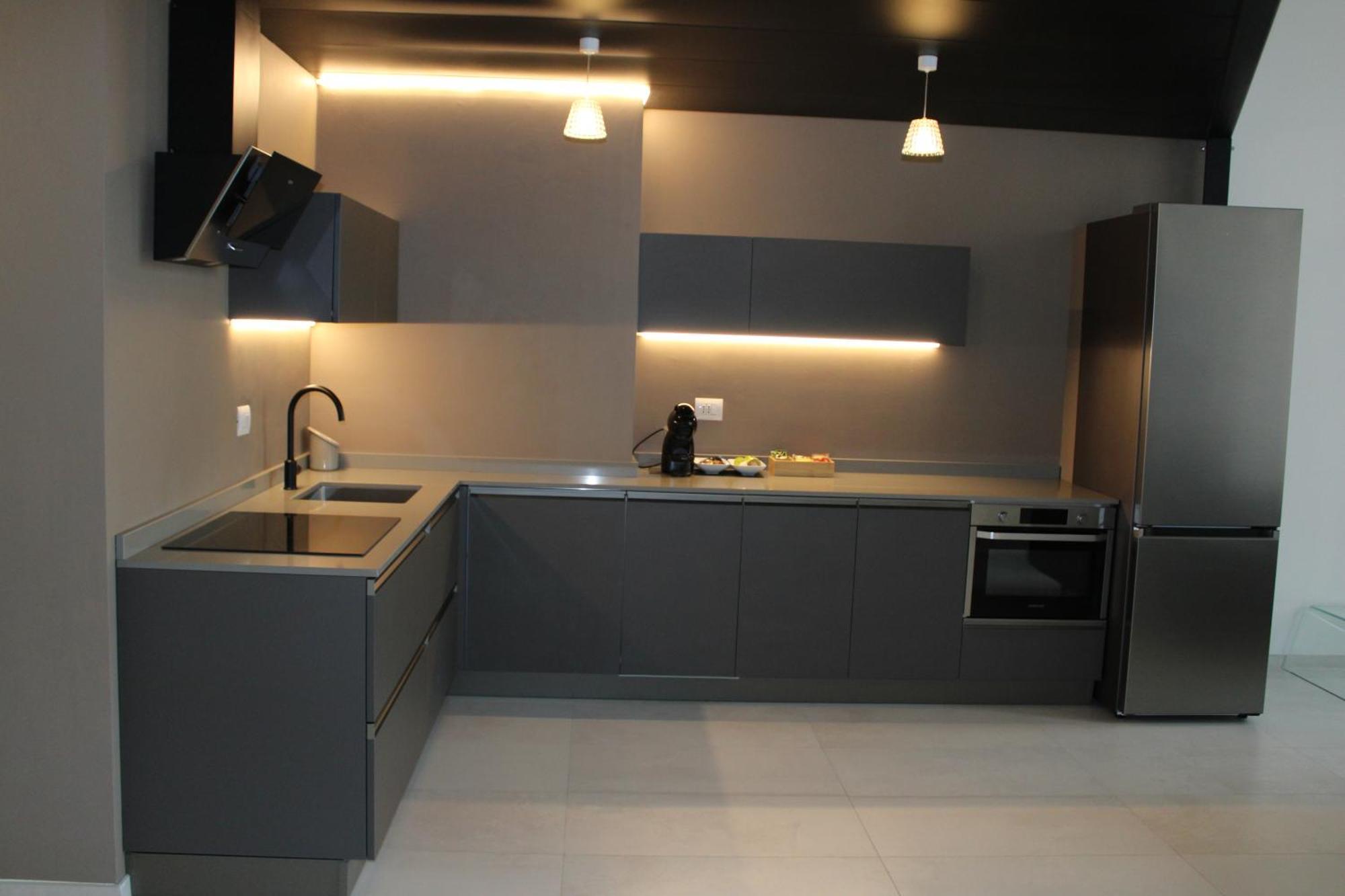 Milan Space Loft - Apartment Close To M5 Subway - Free Parking - Sky & Netflix Tv Dış mekan fotoğraf