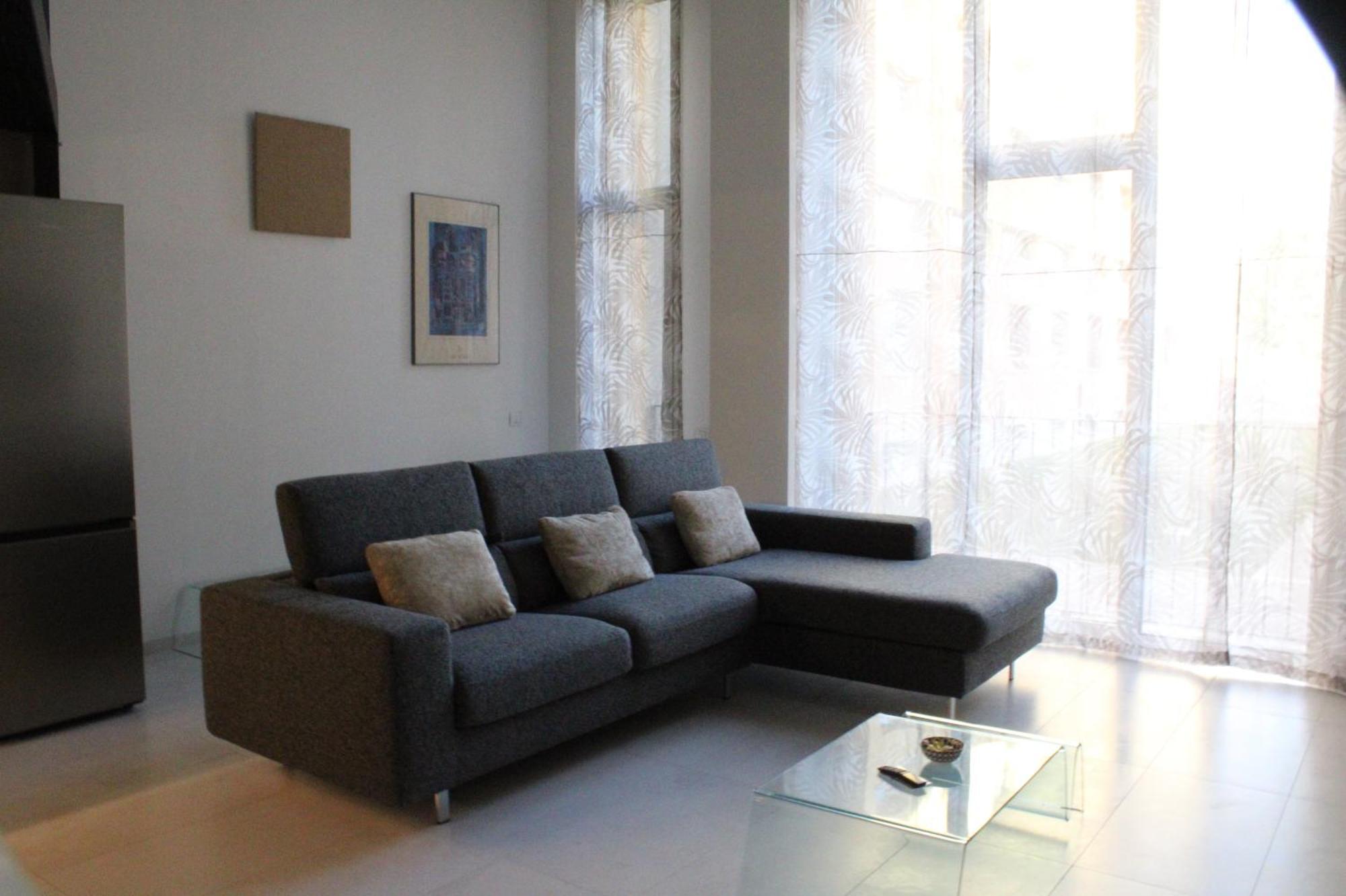 Milan Space Loft - Apartment Close To M5 Subway - Free Parking - Sky & Netflix Tv Dış mekan fotoğraf