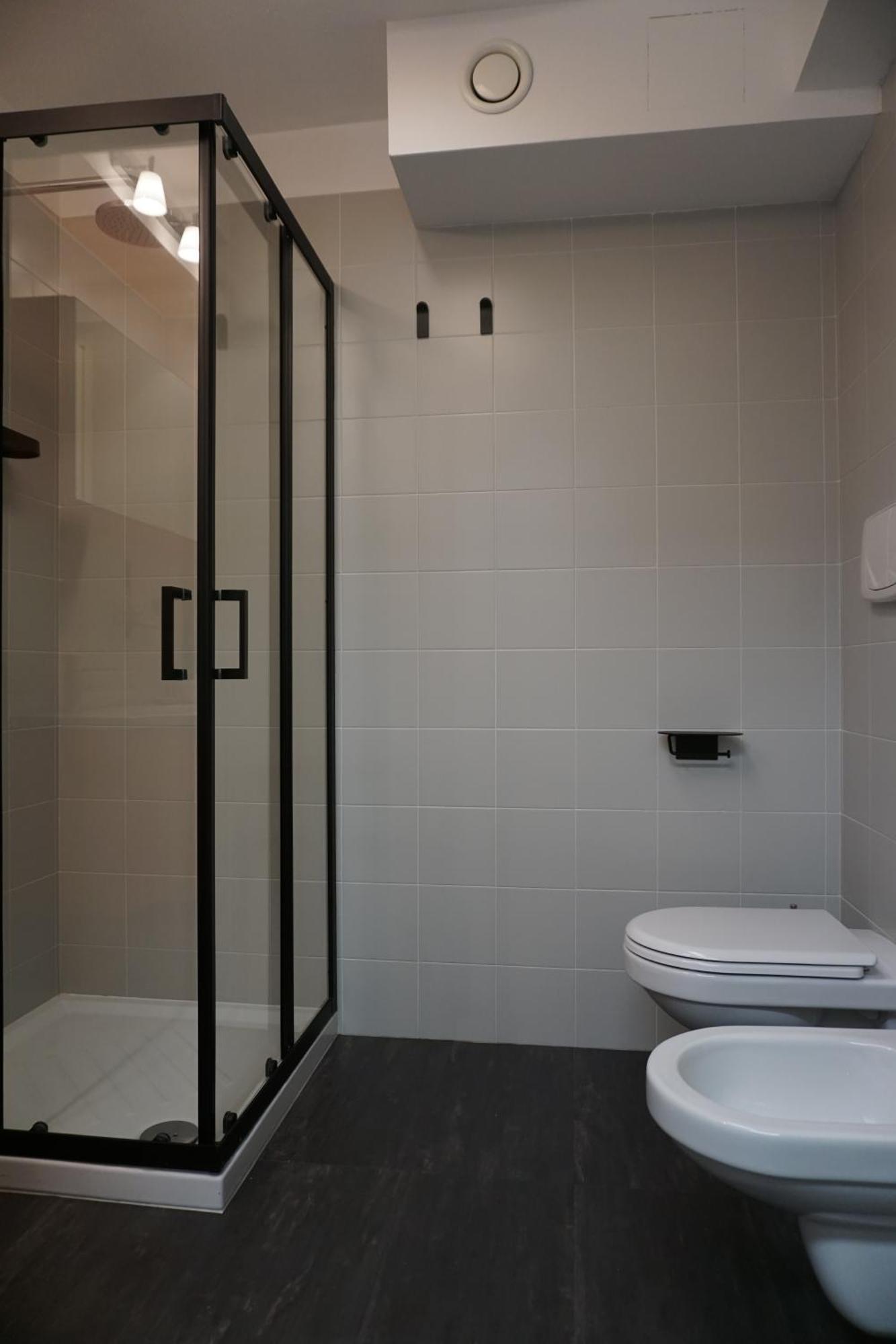 Milan Space Loft - Apartment Close To M5 Subway - Free Parking - Sky & Netflix Tv Dış mekan fotoğraf